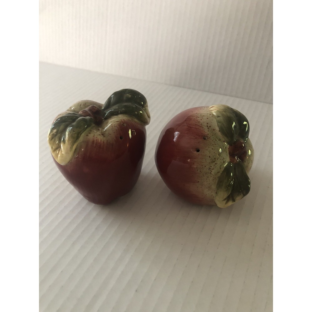 Apple Salt & Pepper Shakers Apple Shaped By Tender Heart Treasures